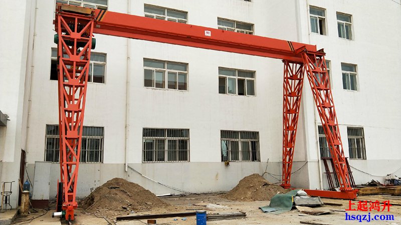20噸單梁龍門(mén)吊圖片
